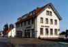 Lindenapotheke, frher einmal Schule